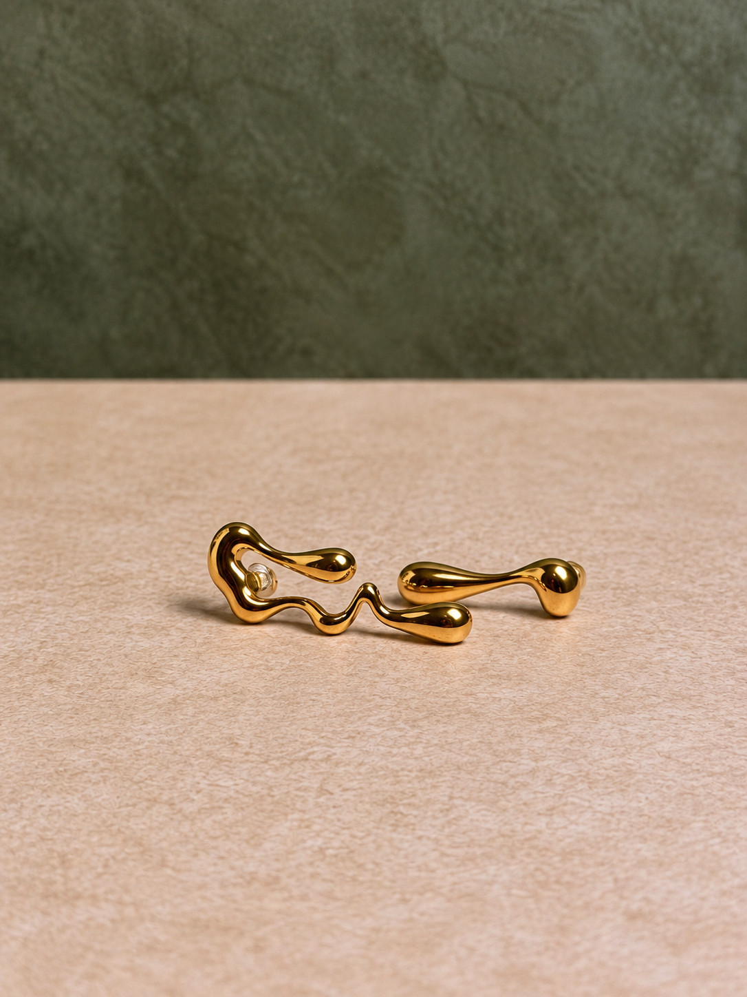 Asymmetric earrings